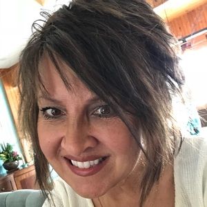 Meet your Posher, Cheryl